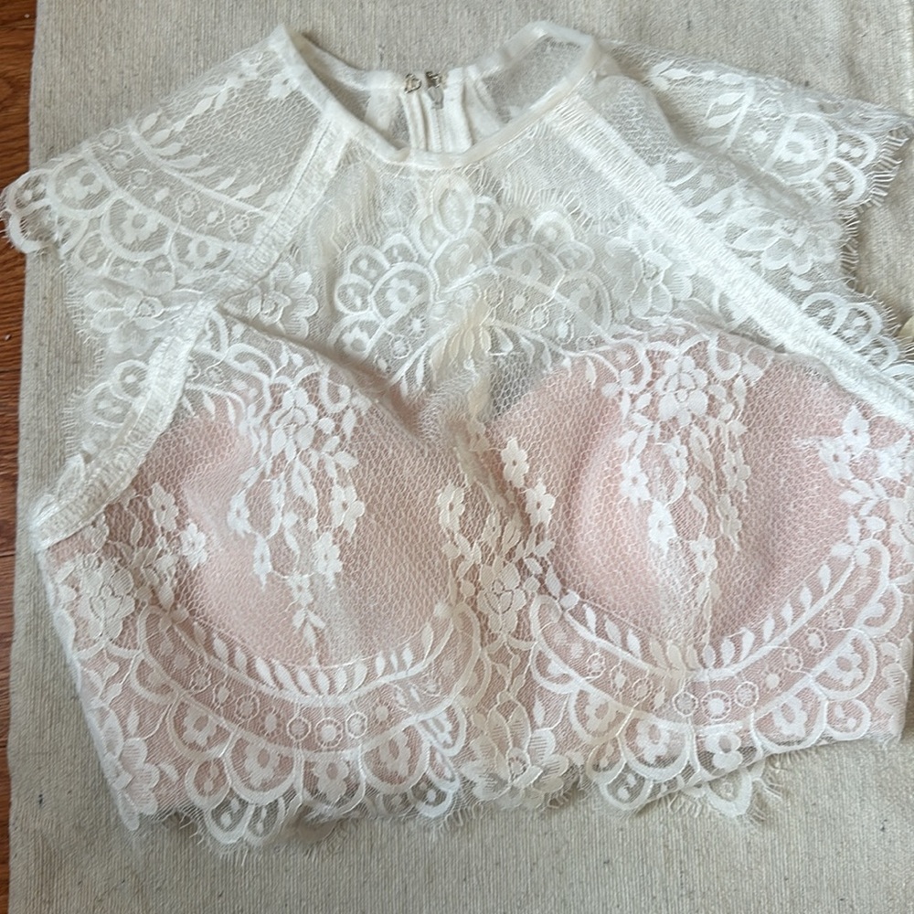 NWT Cropped Lace Bridal Top